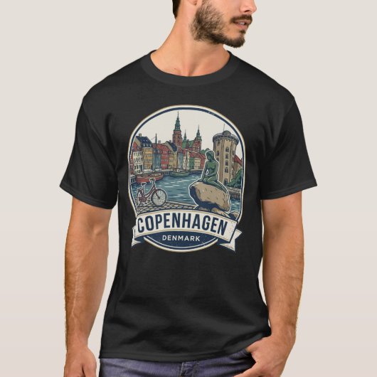 Iconic Copenhagen: Bicycle, Canal & Landmark T-Shirt (Vorderseite)