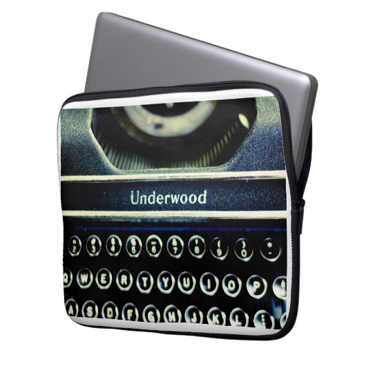 Iconic Underwood Laptop Sleeve (Vorderseite Links)