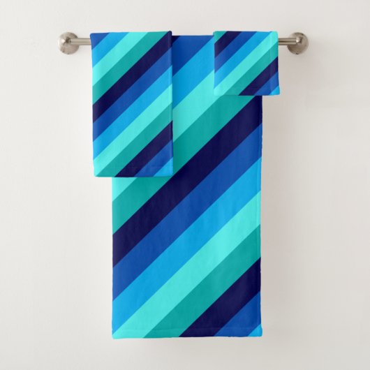 Icy Blue Aquamarin Stripes Badetuch Set (Insitu)