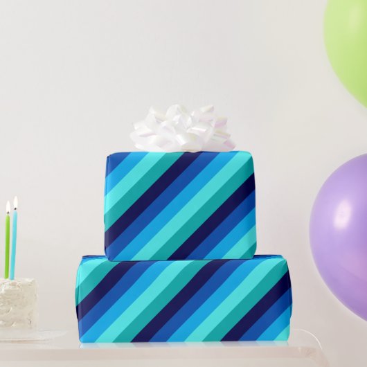Icy Blue Aquamarin Stripes Wrapping Paper Geschenkpapier (Partygeschenke)