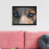 Icy Blue Canine Eyes Leinwanddruck (Insitu (Wohnzimmer))