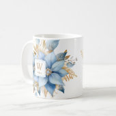 Icy Blue Gold Poinsettia WeihnachtsMONOGRAM Kaffeetasse (Vorderseite Links)