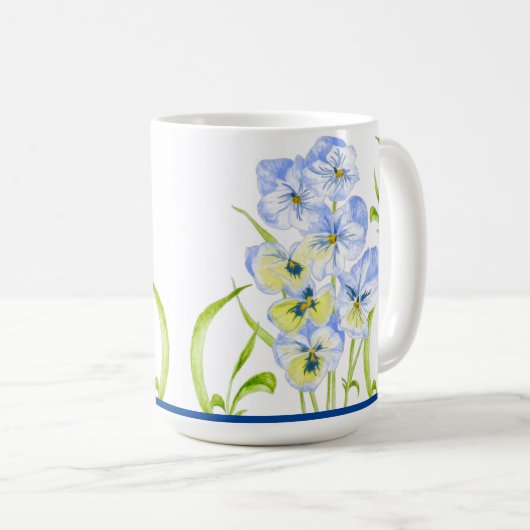 Icy Blue Stiefmütterchen auf einer klassischen Tas Kaffeetasse (VorderseiteRechts)