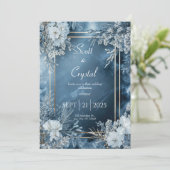 Icy Blue Winter Floral Wedding Einladung (Stehend Vorderseite)