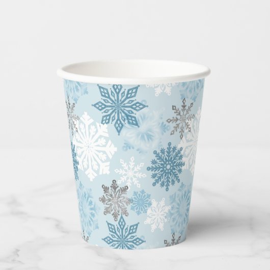 Icy Blue Winter Snowflakes Pappbecher (Vorderseite)