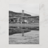 Icy Bridge Tower Reflection Postkarte (Vorderseite)