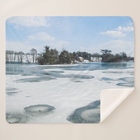 Icy English Lake - Personalisiert Sherpadecke (Vorderseite (Horizontal))