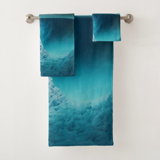 Icy Mountain View Badhandtuch Set (Insitu)