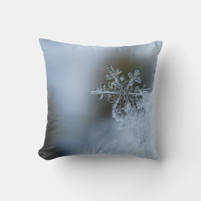 Icy Snowflake Kissen (Vorderseite)