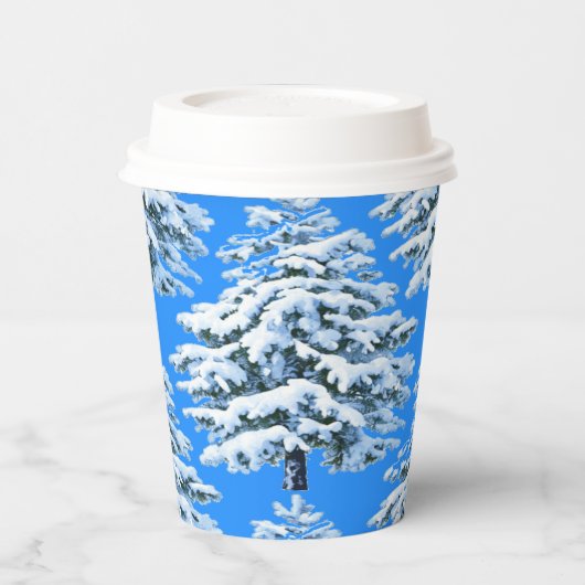 Icy Tree Dreams Snowy Forest Pappbecher (Links)