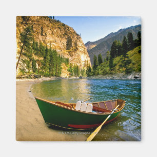 IDAHO, Fischerboot auf einem sandigen Strand in Magnet