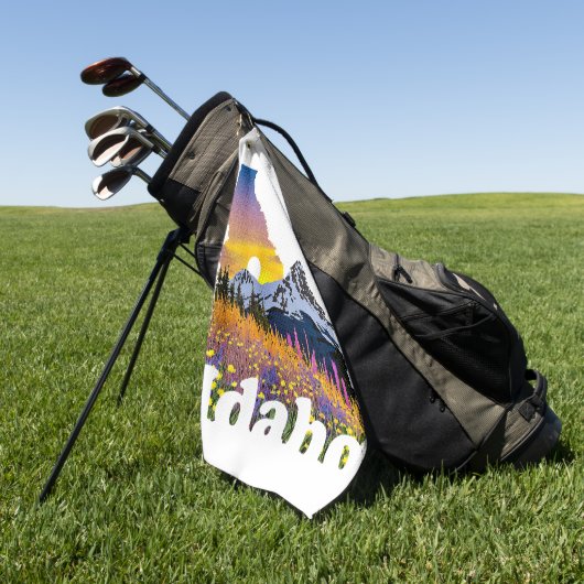 Idaho-Form mit Berg und Wildblumen Golfhandtuch (Gras)