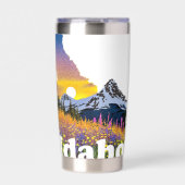 Idaho-Form mit Gebirge und Wildblumen nach Maß Thermobecher (Vorderseite)