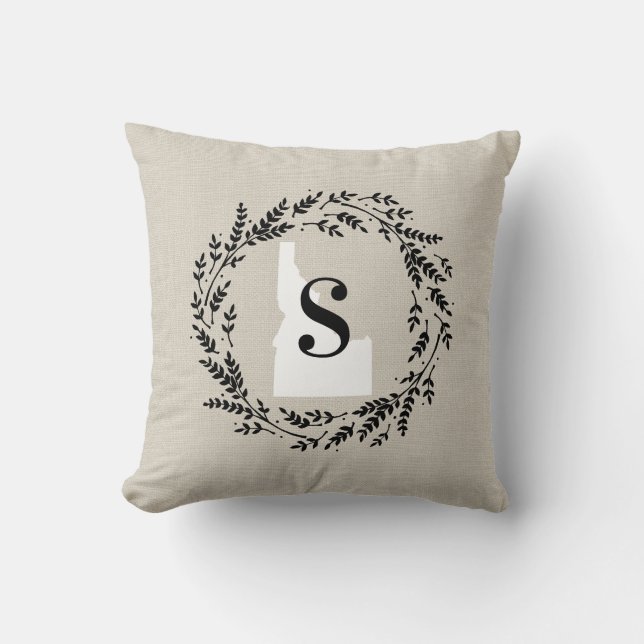 Idaho Rustic Wreath Monogram Throw Pillow Kissen (Vorderseite)