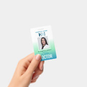Identifikation des Arztes Blaue grüne Bezeichnung  Ausweis (Handheld)