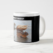 Identitätskrise? Lustiger Eichhörnchen Meme Becher Jumbo-Tasse (Vorderseite Rechts)