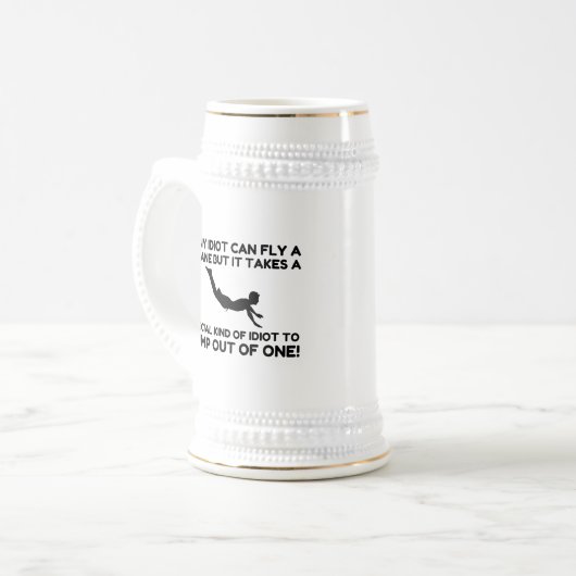 IDIOT SKYDIVING BIERGLAS (Vorderseite Links)