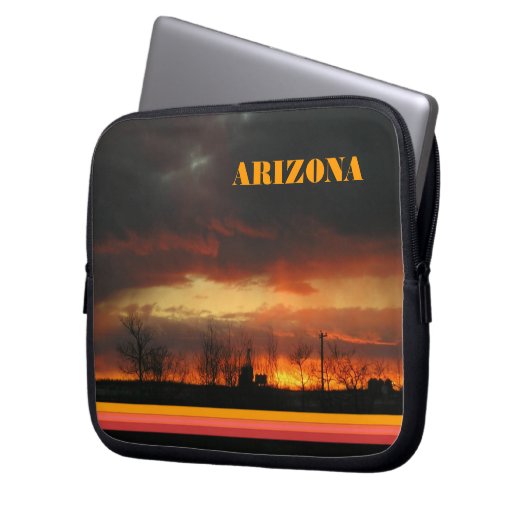 Idyllische Landschaft Laptopschutzhülle (Vorderseite Links)