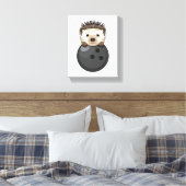 Igel im Bowling mit Bowlingball Leinwanddruck (Insitu (Schlafzimmer))
