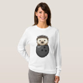 Igel im Bowling mit Bowlingball T-Shirt (Vorne ganz)