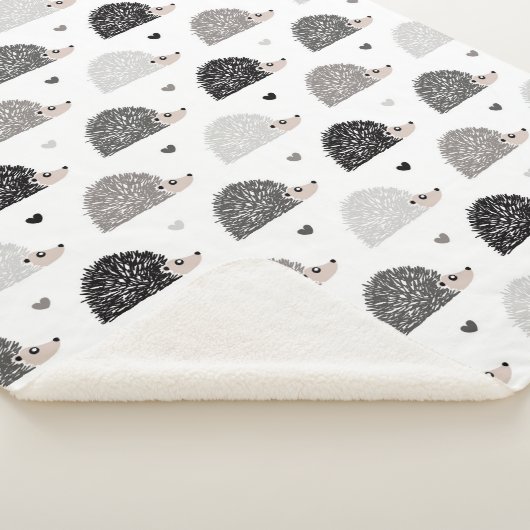 Igel und Herzen Sherpadecke (3/4)