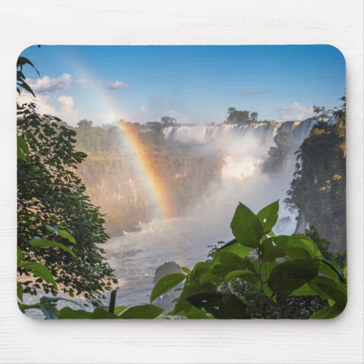 Iguazú Wasserfälle mit Regenbogen, Argentinien Mousepad (Vorne)