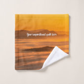 Ihr benutzerdefinierter Text überwindet nebelige L Badhandtuch Set (Waschlappen)