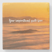 Ihr benutzerdefinierter Text überwindet nebelige L Steinuntersetzer (Vorderseite)