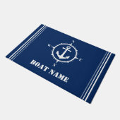 Ihr Bootsname Compass Anchor Navy Blue Entryway Fußmatte (Schrägansicht)