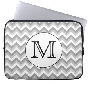 Ihr Brief. Grau Zigzag Muster Monogramm. Laptopschutzhülle