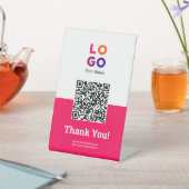 Ihr Business Logo Einfache Magenta Qr Code Sockelschild (In SItu)