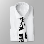 Ihr Design- oder Firmenlogo | Random Platzierung Krawatte (Gebunden)