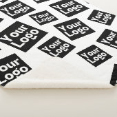 Ihr Design- oder Firmenlogo | Random Platzierung Sherpadecke (3/4)