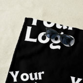 Ihr Design- oder Firmenlogo | Random Platzierung Strandtuch (Beispiel)