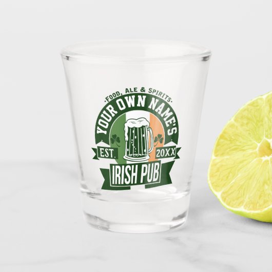 Ihr eigener Name | Irish Whiskey St Patricks Day Schnapsglas (Vorderseite)