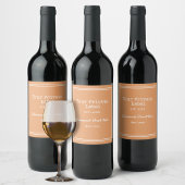 Ihr eigener Wein mit hausgemachtem Etikett