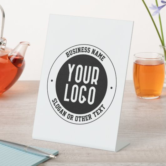 Ihr Firmenlogo oder Design | Fett bearbeitbarer Te Sockelschild (In Situ)