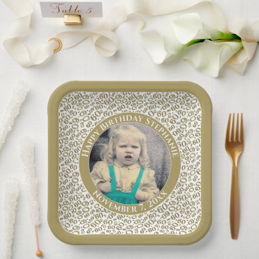 Ihr Foto 60 Random Zahlenmuster Gold/Weiß Pappteller (Hochzeit)