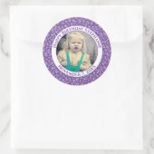 Ihr Foto 80. Zufallszahlenmuster| Purpl/weiß Runder Aufkleber (Tasche)