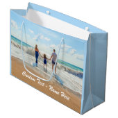 Ihr Foto-Geschenktasche mit Cystom-Textname Große Geschenktüte (Vorderseite Schrägansicht)