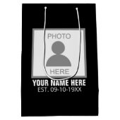 Ihr Foto hier Name und Alter Mittlere Geschenktüte (Rückseite)