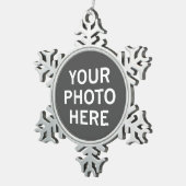 Ihr Foto hier Schneeflocken Zinn-Ornament (Rechts)