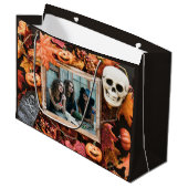 IHR FOTO in einem Halloween Rahmen großen Geschenk Große Geschenktüte (Vorderseite Schrägansicht)