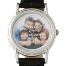 Ihr Foto wird auf einer Uhr gedruckt