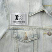 Ihr Logo auf der metallischen Silber-ID634 Namensschild (Beispiel)