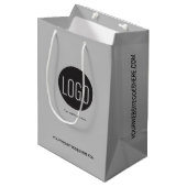 Ihr Logo geht hier, kundenspezifische Mod grau Mittlere Geschenktüte (Vorderseite Schrägansicht)
