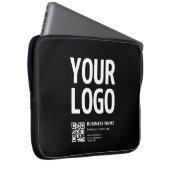 Ihr Logo mit editierbarem QR-Code und Text Laptopschutzhülle (Vorne Rechts)