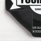 Ihr Logo mit schwarzem Hintergrund Mousepad (Ecke)