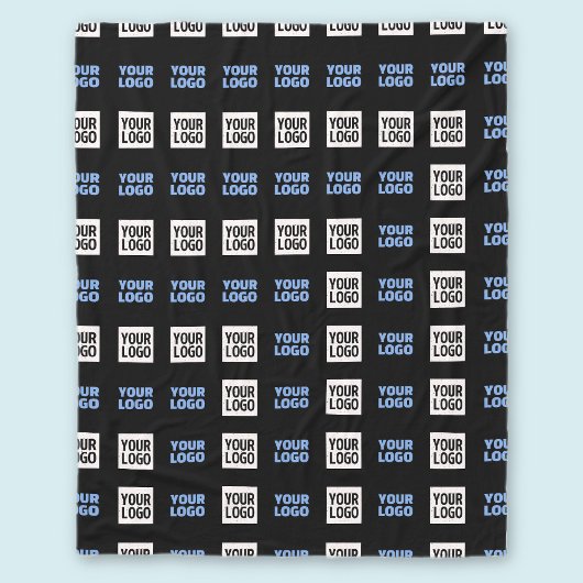 Ihr Logo oder hochgeladenes Bild | Geometrisches M Fleecedecke