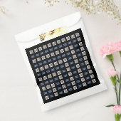 Ihr Logo oder hochgeladenes Bild | Geometrisches M Geschenktütchen (Versiegelt)